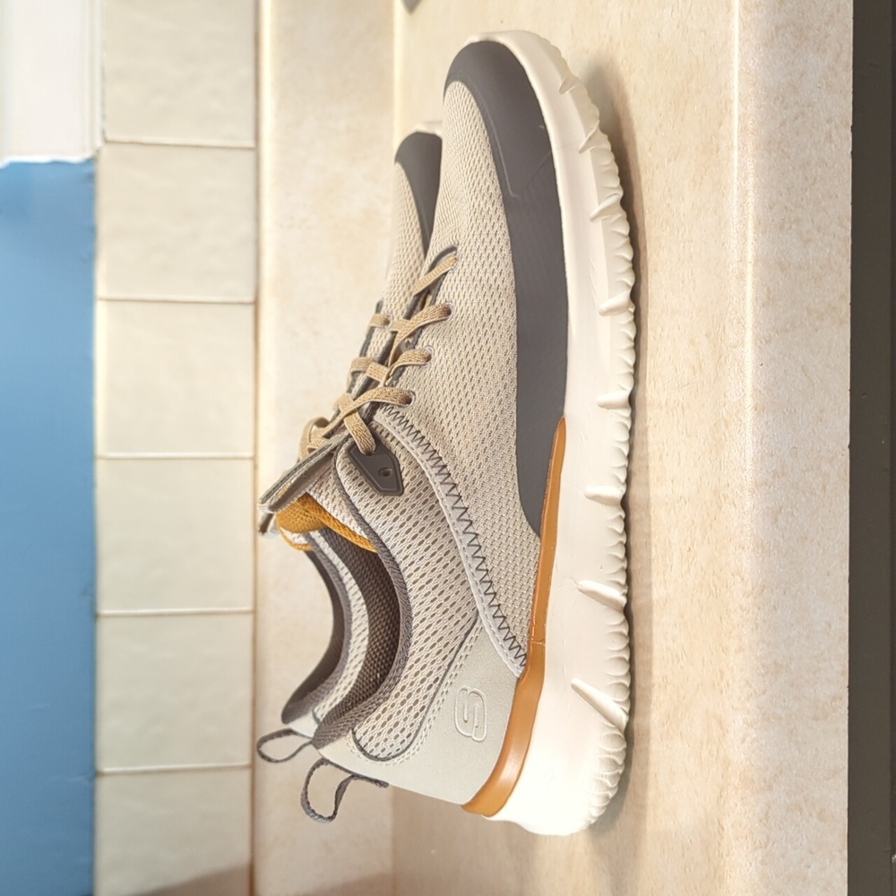 Sketchers Classic Fit Slip On